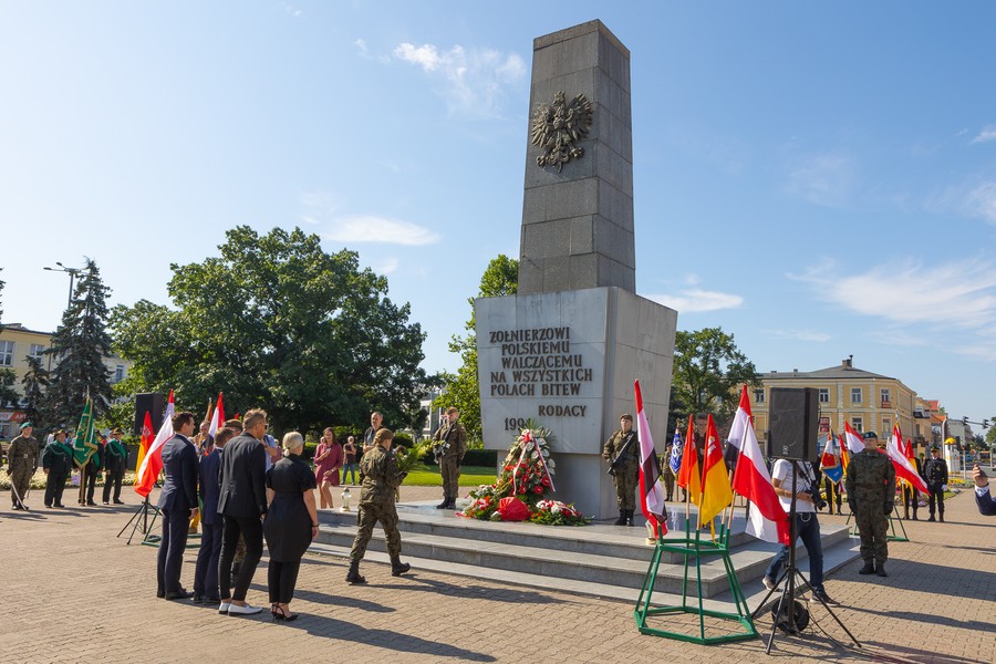 Obchody Święta Wojska Polskiego we Włocławsku, fot. Mikołaj Kuras dla UMWKP