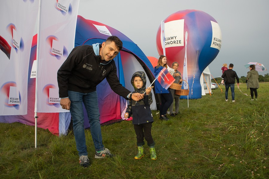 Piknik balonowy, fot. Mikołaj Kuras dla UMWKP