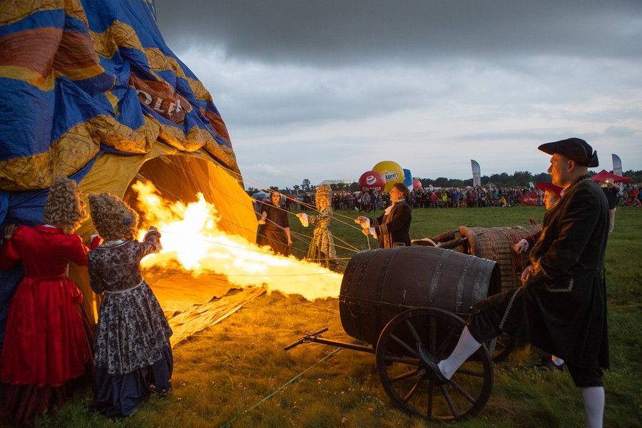 Piknik balonowy, fot. Mikołaj Kuras dla UMWKP