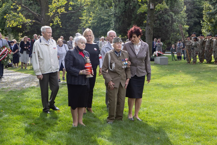 Wojewódzkie obchody 82. rocznicy wybuchu II wojny światowej, fot. Mikołaj Kuras dla UMWKP