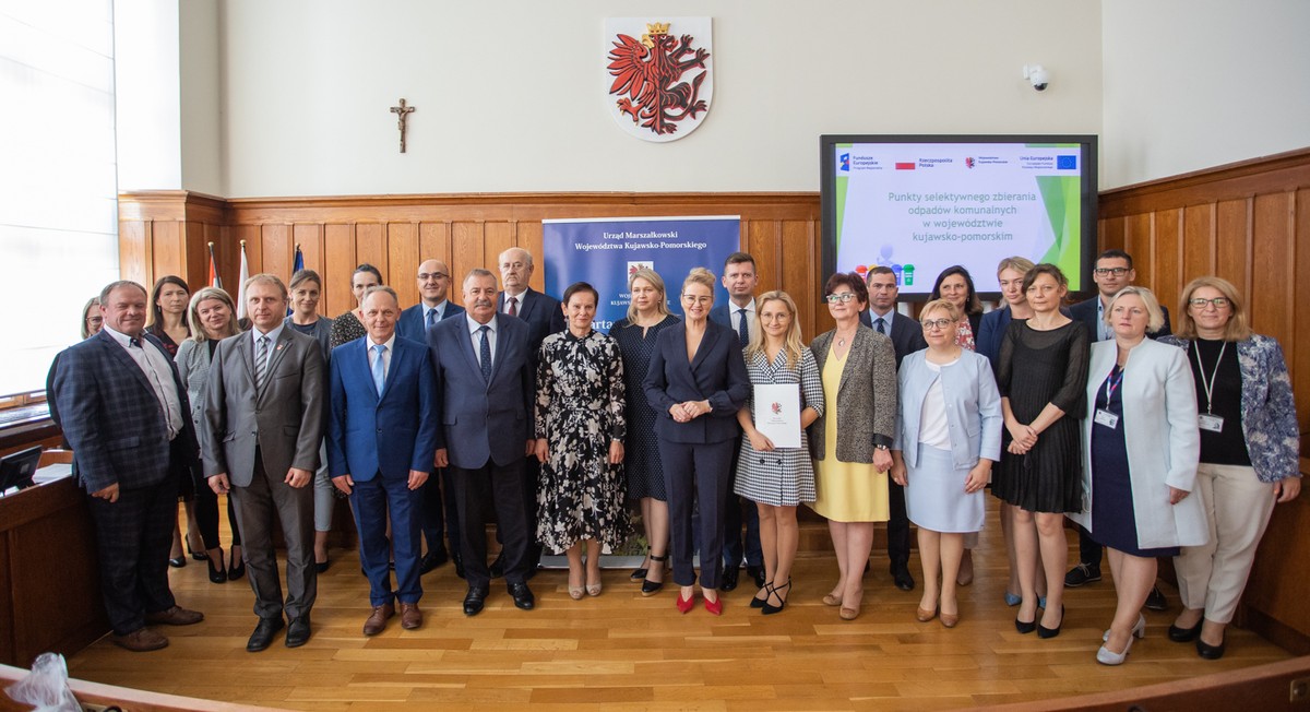 Ceremonia wręczenia umów grantowych, fot. Mikołaj Kuras dla UMWKP