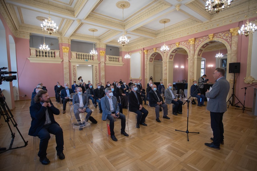 Wręczenie dotacji na ochronę zabytków, fot. Mikołaj Kuras dla UMWKP