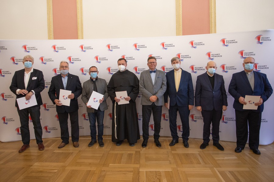 Wręczenie dotacji na ochronę zabytków, fot. Mikołaj Kuras dla UMWKP