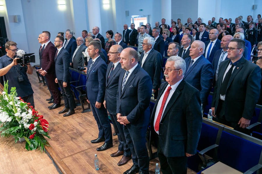 Nadanie sztandaru gminie Czernikowo, fot. Andrzej Goiński UMWKP