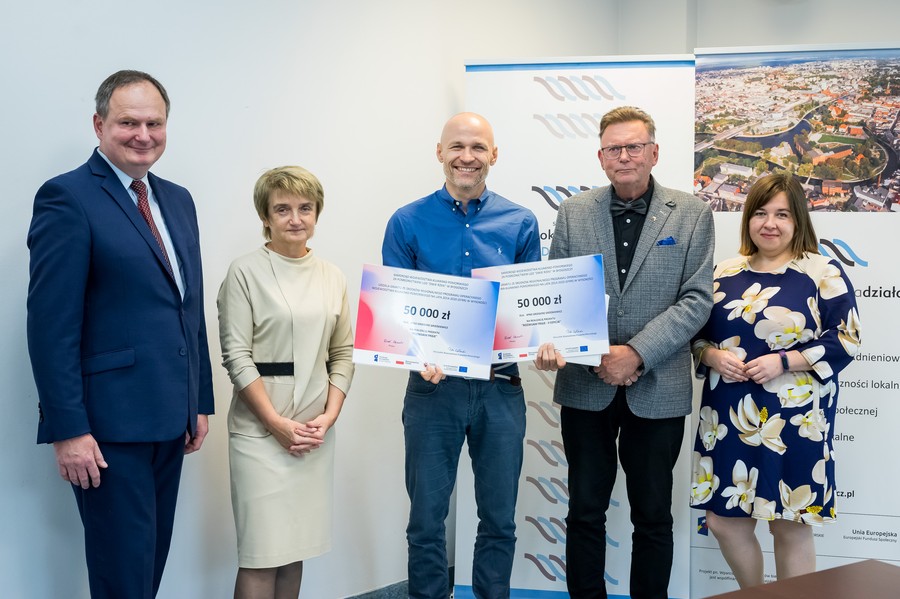 Wręczenie umów LGD "Dwie rzeki" w Bydgoszczy, fot. Filip Kowalkowski dla UWMKP