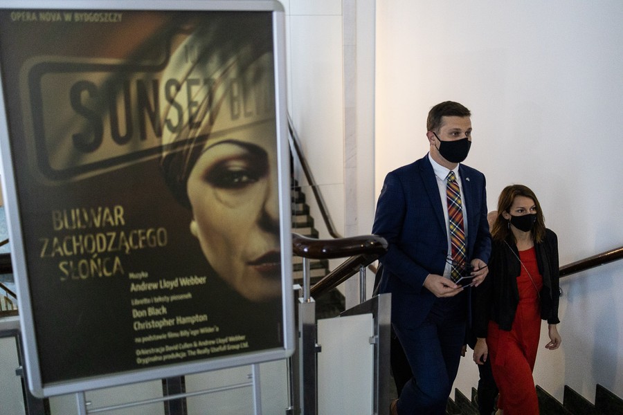 Premiera musicalu „Bulwar Zachodzącego Słońca” w Operze Nova, fot. Filip Kowalkowski dla UMWKP