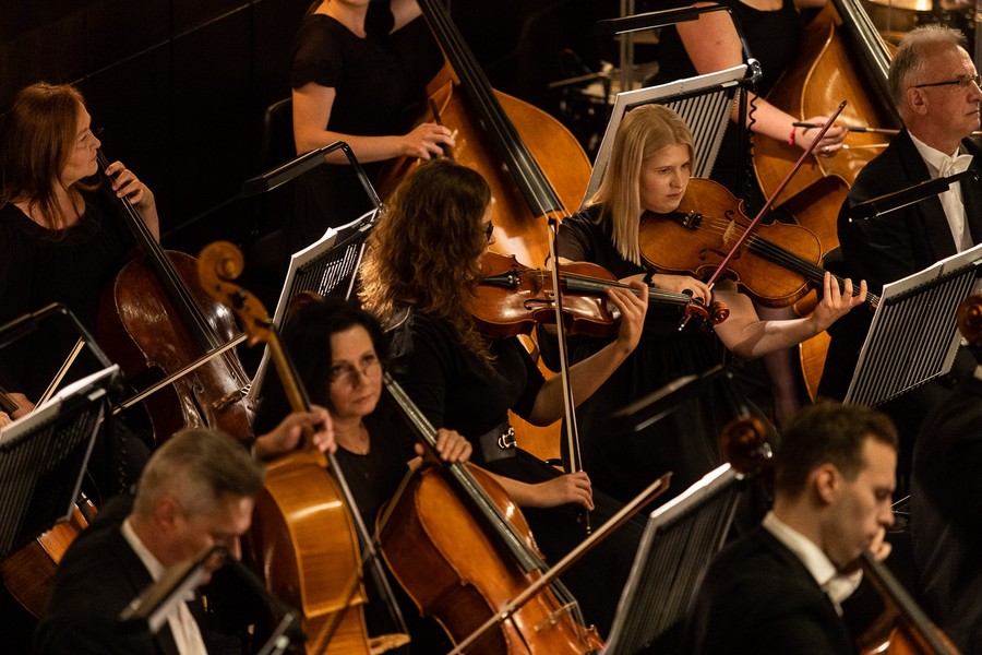 Premiera musicalu „Bulwar Zachodzącego Słońca” w Operze Nova, fot. Filip Kowalkowski dla UMWKP