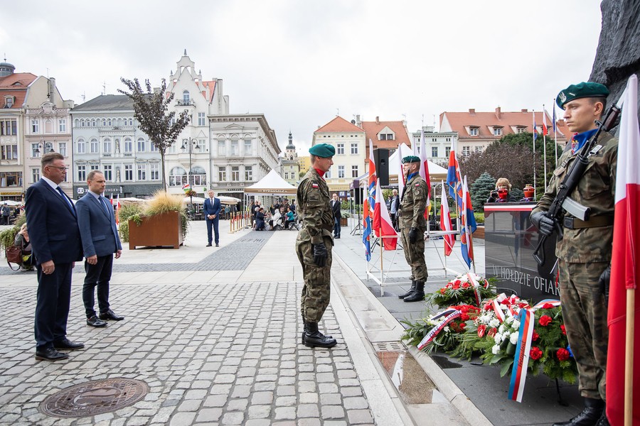 Obchody Dnia Sybiraka w Bydgoszczy, fot. Filip Kowalkowski dla UMWKP