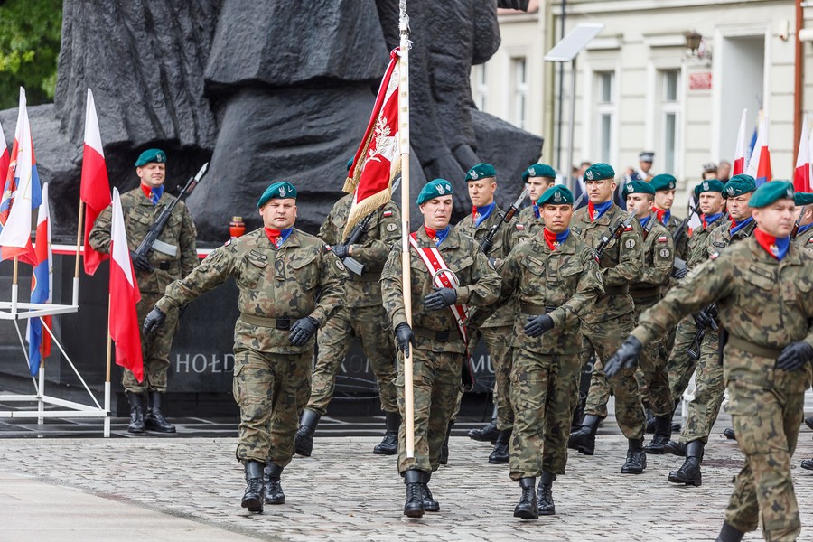 Obchody Dnia Sybiraka w Bydgoszczy, fot. Filip Kowalkowski dla UMWKP