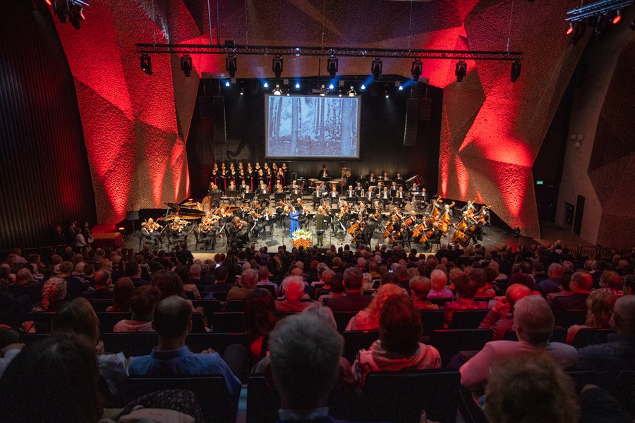 Uroczystości ku czci ofiar zbrodni pomorskiej, gala w Centrum Jordanki, fot. Mikołaj Kuras dla UMWKP