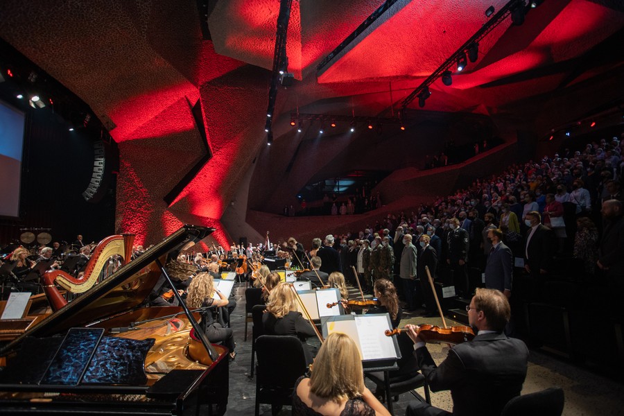 Uroczystości ku czci ofiar zbrodni pomorskiej, gala w Centrum Jordanki, fot. Mikołaj Kuras dla UMWKP