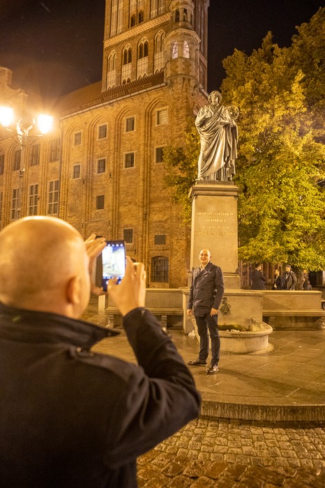 Uczestniczy Konwentu Przewodniczących Sejmików zwiedzają Toruń, fot. Mikołaj Kuras dla UMWKP