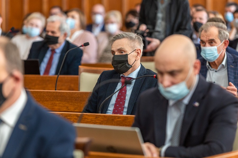 Sesja sejmiku województwa 25 października 2021, fot. Szymon Zdziebło/tarantoga.pl dla UMWKP