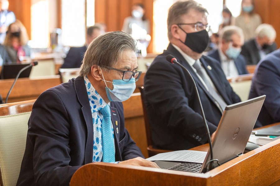 Sesja sejmiku województwa 25 października 2021, fot. Szymon Zdziebło/tarantoga.pl dla UMWKP
