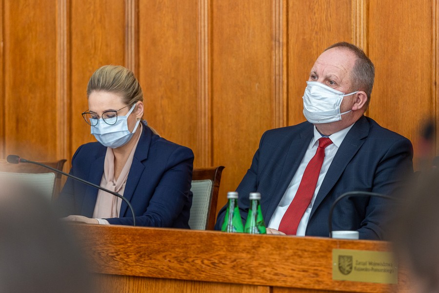 Sesja sejmiku województwa 25 października 2021, fot. Szymon Zdziebło/tarantoga.pl dla UMWKP