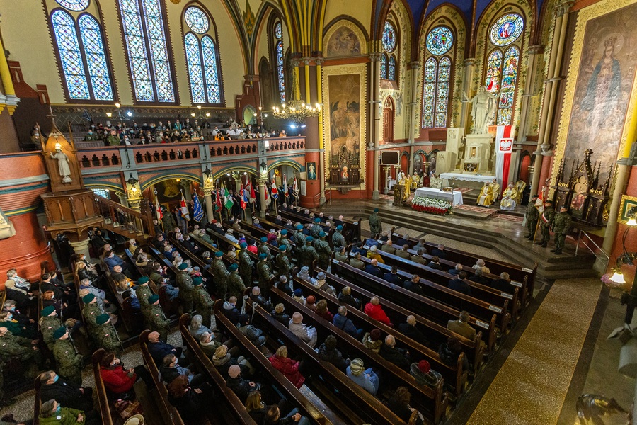 Wojewódzkie obchody Narodowego Święta Niepodległości w Toruniu, fot. Szymon Zdziebło tarantoga.pl dla UMWKP