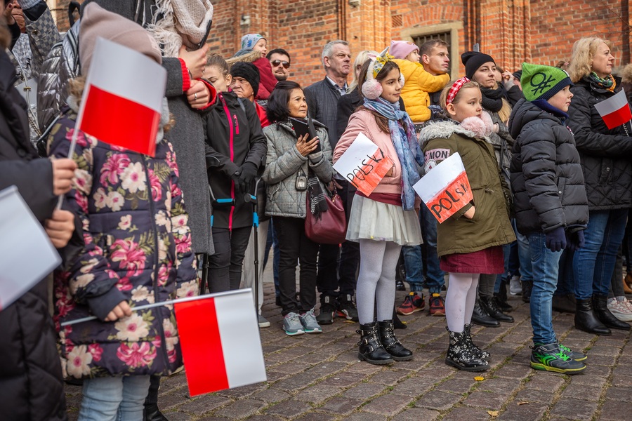 Wojewódzkie obchody Narodowego Święta Niepodległości w Toruniu, fot. Szymon Zdziebło tarantoga.pl dla UMWKP