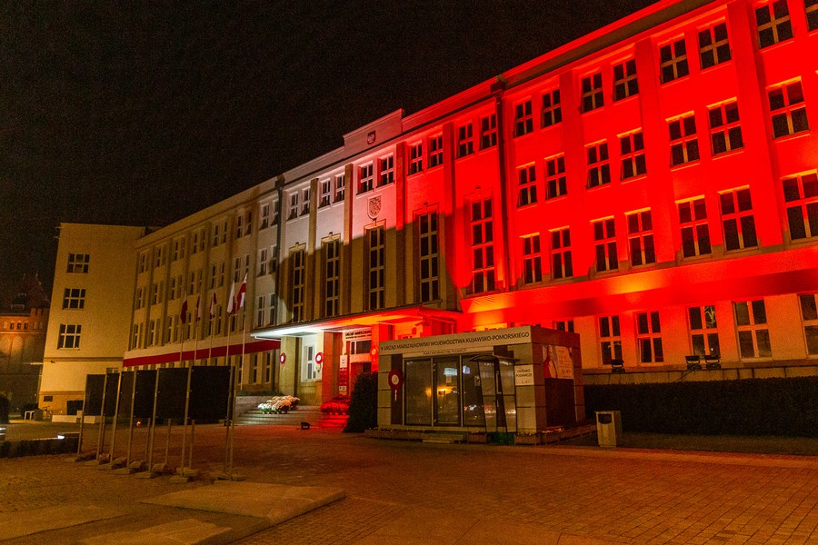 Wojewódzkie obchody Narodowego Święta Niepodległości w Toruniu, fot. Szymon Zdziebło tarantoga.pl dla UMWKP