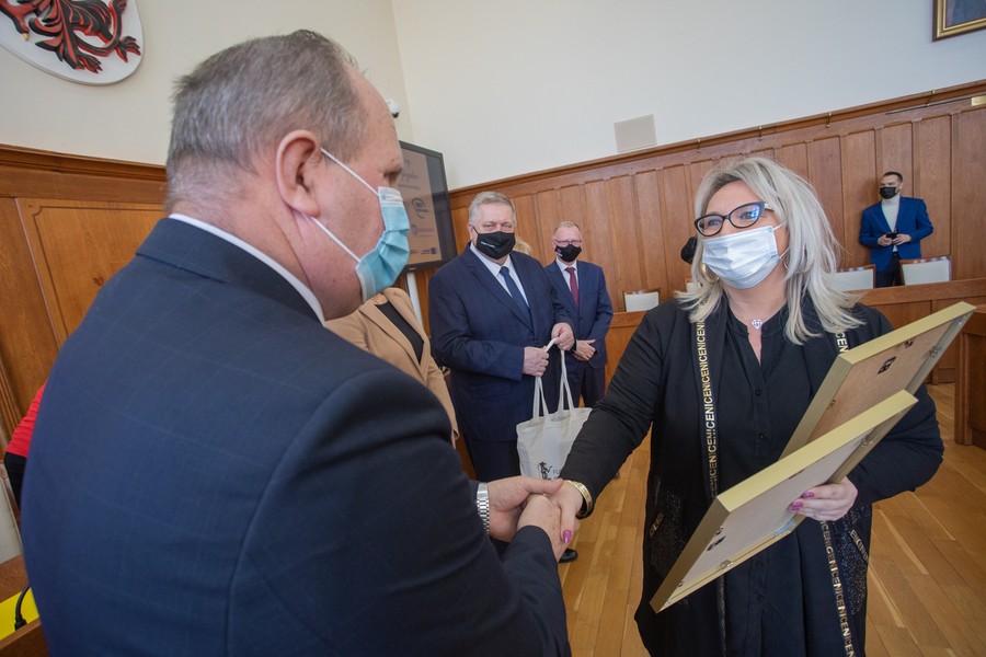 Ceremonia wręczenia wyróżnień, certyfikatów i tytułów w dziedzinie ekonomii społecznej, fot. Mikołaj Kuras dla UMWKP