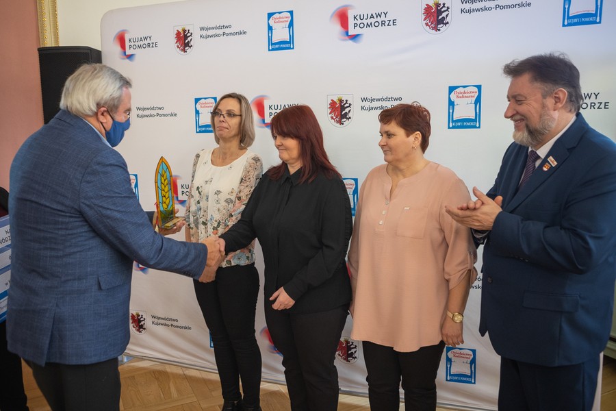 Wręczenie nagród na witacz dożynkowy, fot. Mikołaj Kuras dla UMWKP