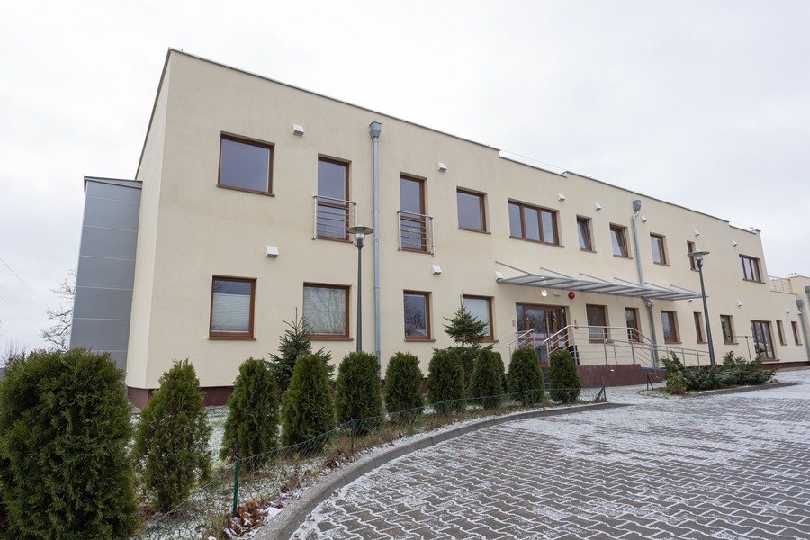 Zmodernizowane schronisko z usługami opiekuńczymi dla osób bezdomnych w Chełmży, fot. Mikołaj Kuras dla UMWKP