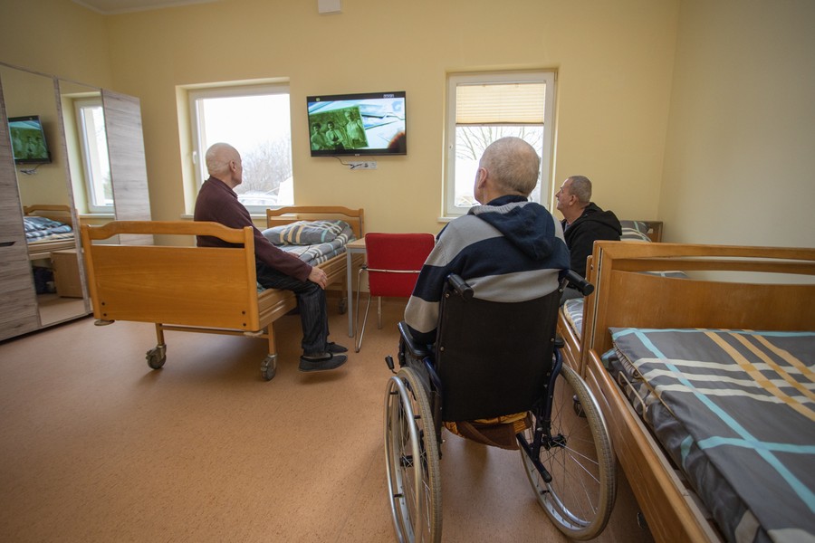 Zmodernizowane schronisko z usługami opiekuńczymi dla osób bezdomnych w Chełmży, fot. Mikołaj Kuras dla UMWKP