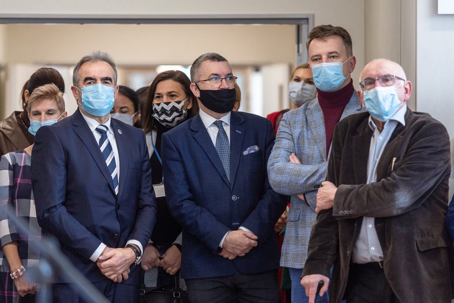 Otwarcie pawilonu oddziałów psychiatrycznych WSZ, fot. Szymon Zdziebło/tarantoga.pl dla UMWKP