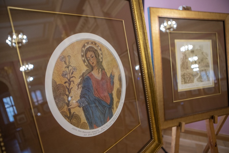 Wystawa prac Krystyny Szalewskiej-Gałdyńskiej w Pałacu Dąmbskich, fot. Mikołaj Kuras dla UMWKP