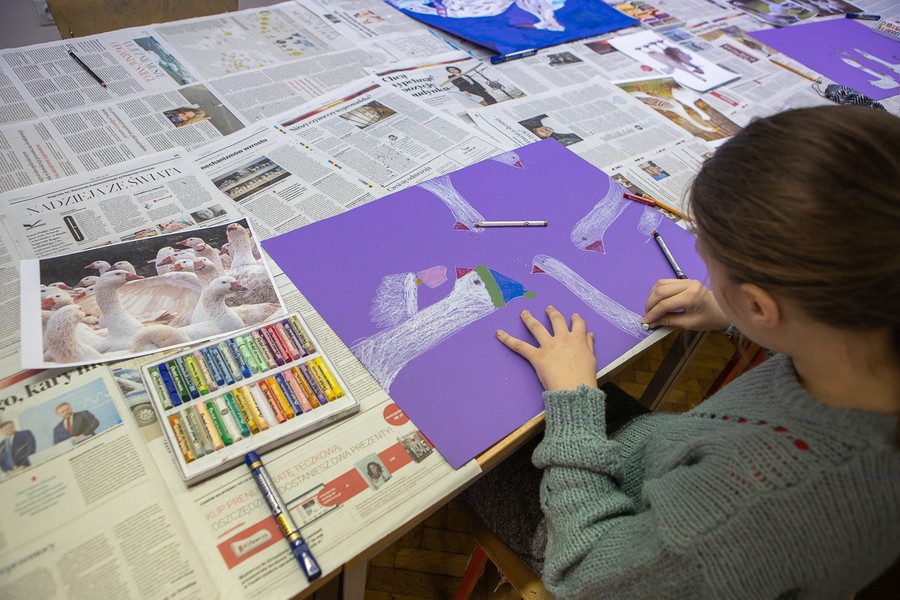 Zajęcia w Galerii i Ośrodku Plastycznej Twórczości Dziecka w Toruniu, fot. Mikołaj Kuras dla UMWKP