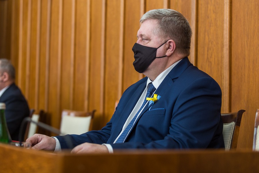 Sejmik przyjął stanowisko potępiające rosyjską agresję na Ukrainę, fot. Szymon Zdzieblo/tarantoga.pl dla UMWKP