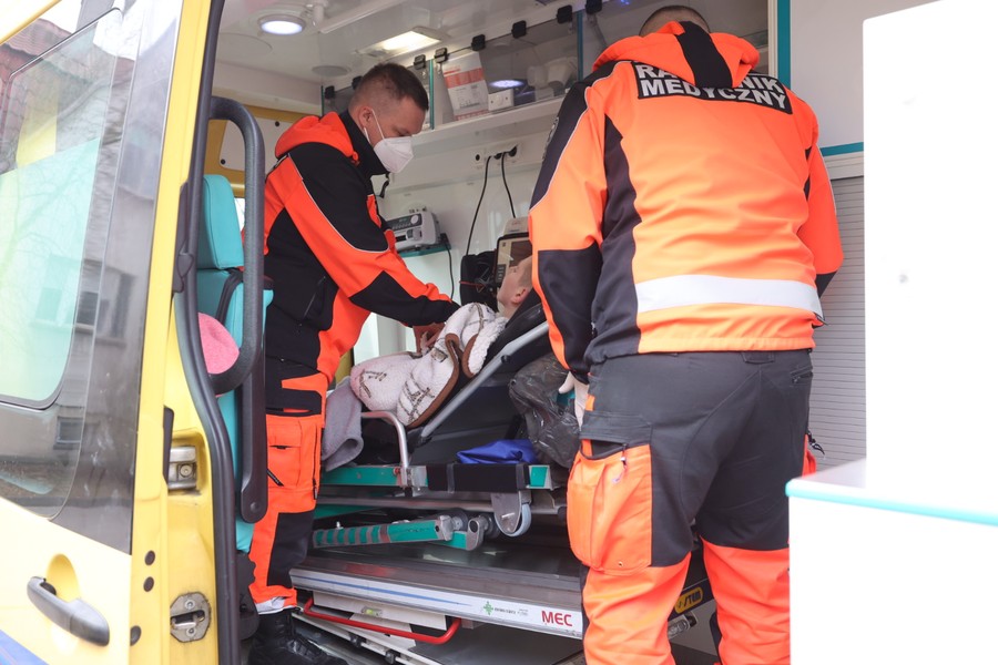 Podopieczni ewakuowanego domu opieki w Chmielnickim na Ukrainie trafili do Torunia, fot. Mikołaj Kuras dla UMWKP