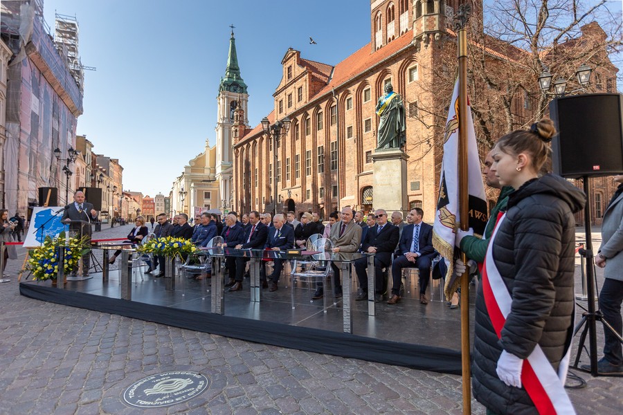 Ceremonia podpisania listów intencyjnych w sprawie Szlaku Kopernikowskiego, fot. Szymon Zdzieblo/tarantoga.pl dla UMWKP