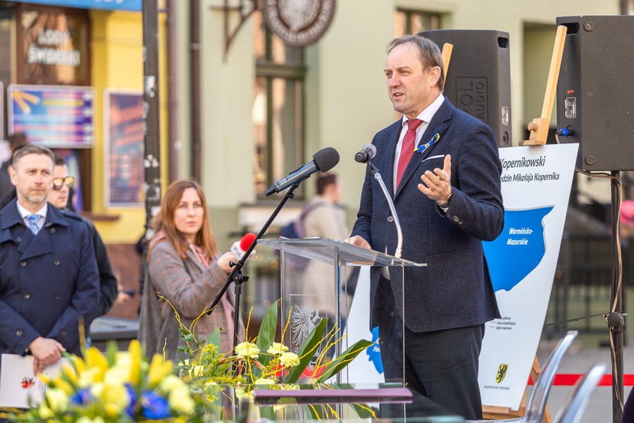 Ceremonia podpisania listów intencyjnych w sprawie Szlaku Kopernikowskiego, fot. Szymon Zdzieblo/tarantoga.pl dla UMWKP