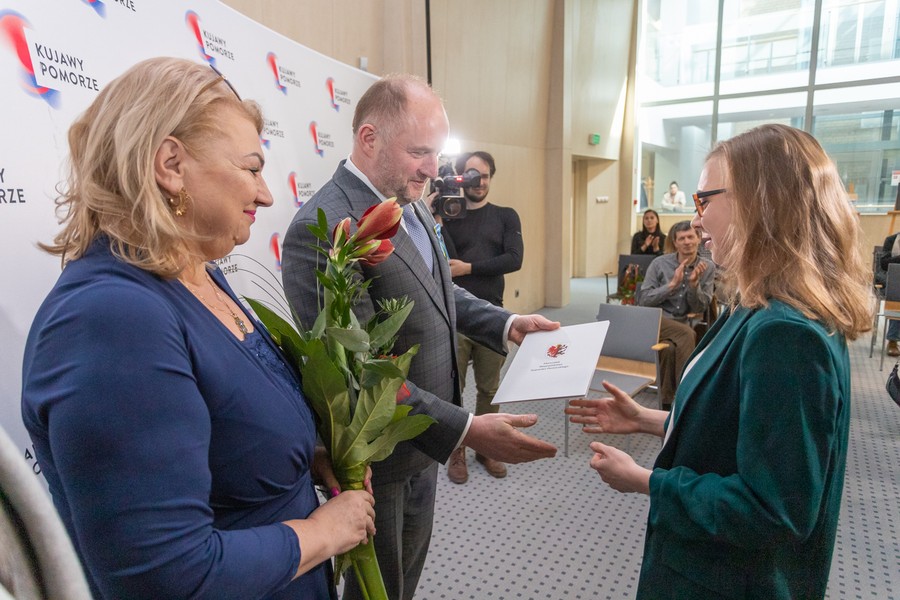 Wręczenie stypendiów artystycznych, fot. Mikołaj Kuras dla UMWKP