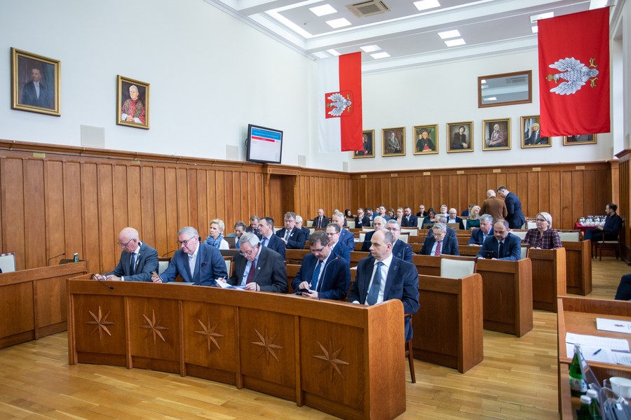 Sesja sejmiku województwa 25 kwietnia 2022, fot. Mikołaj Kuras dla UMWKP