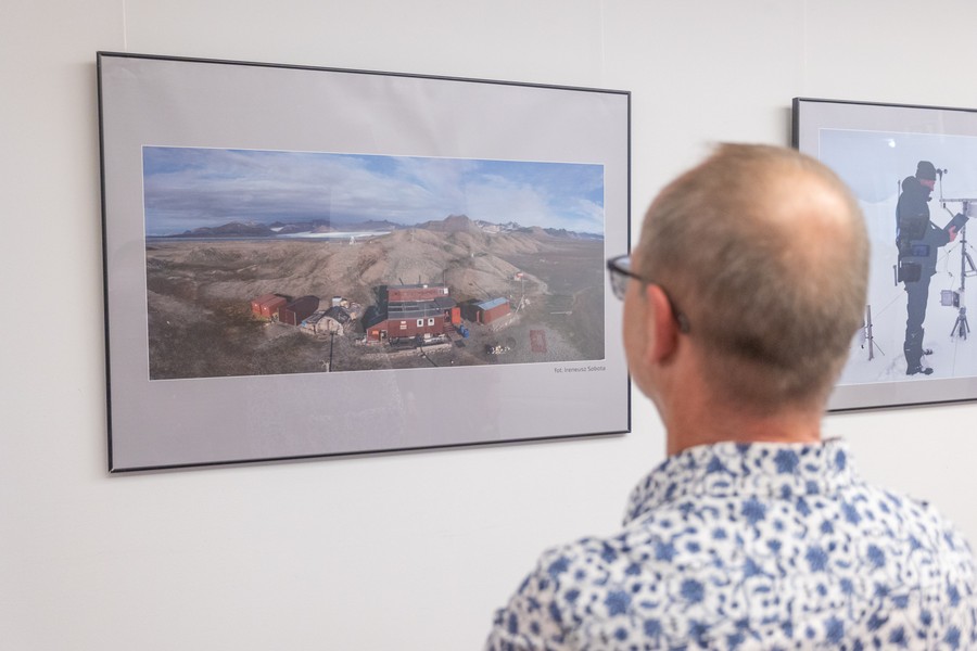 Stacja polarna UMK na Spitsbergenie – otwarcie wystawy fotografii w Urzędzie Marszałkowskim, fot. Mikołaj Kuras dla UMWKP