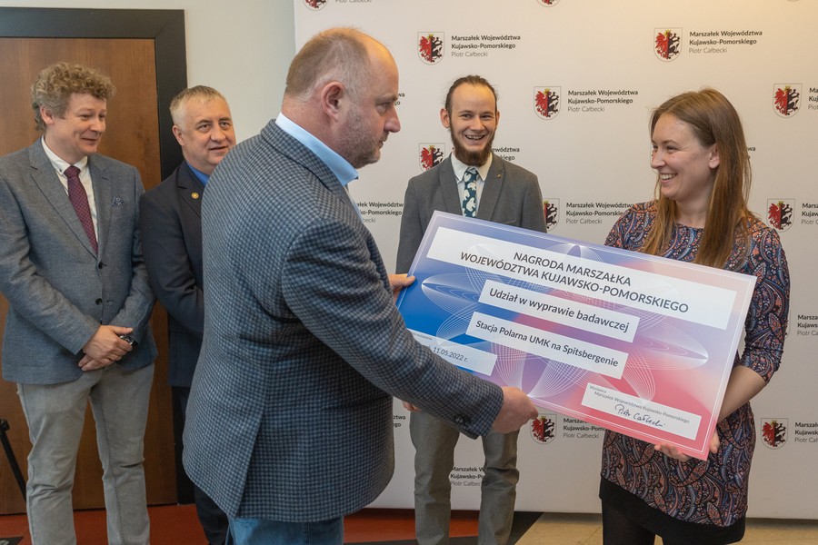 Stacja polarna UMK na Spitsbergenie – otwarcie wystawy fotografii w Urzędzie Marszałkowskim, fot. Mikołaj Kuras dla UMWKP