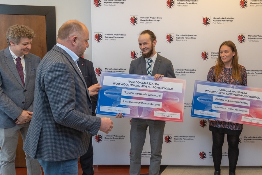 Stacja polarna UMK na Spitsbergenie – otwarcie wystawy fotografii w Urzędzie Marszałkowskim, fot. Mikołaj Kuras dla UMWKP