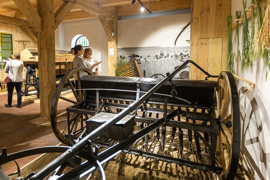 Otwarcie spichlerza dworskiego w Kłóbce, fot. Szymon Zdziebło/tarantoga.pl dla UMWKP