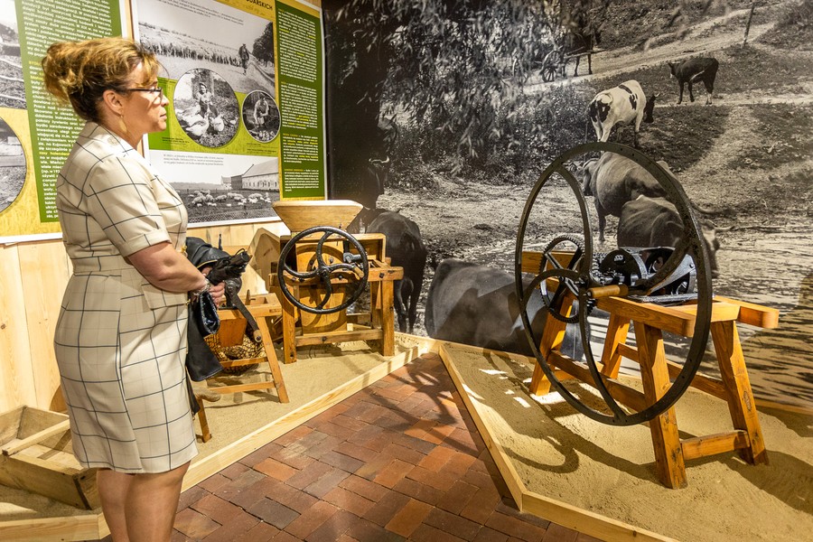 Otwarcie spichlerza dworskiego w Kłóbce, fot. Szymon Zdziebło/tarantoga.pl dla UMWKP