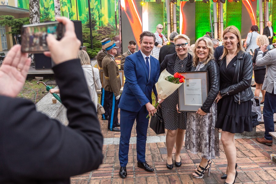 Gala Nagród Marszałka za lata 2022 i 2021, fot. Szymon Zdziebło, tarantoga.pl dla UMWKP