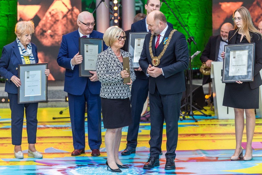 Gala Nagród Marszałka za lata 2022 i 2021, fot. Szymon Zdziebło, tarantoga.pl dla UMWKP