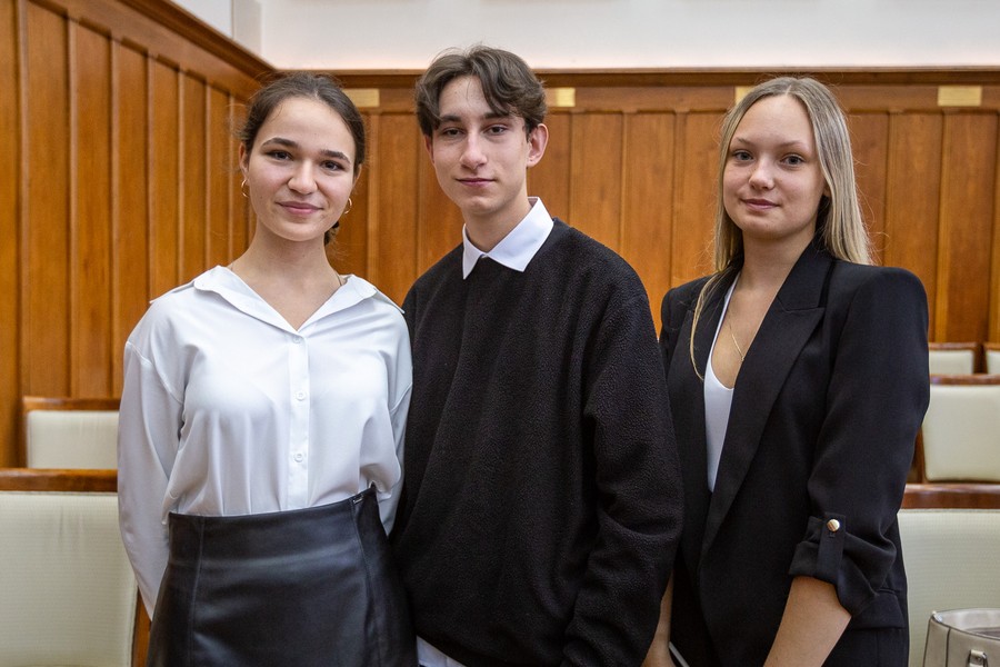 Sesja inauguracyjna Młodzieżowego Sejmiku Województwa, fot. Szymon Zdziebło/tarantoga.pl dla UMWKP
