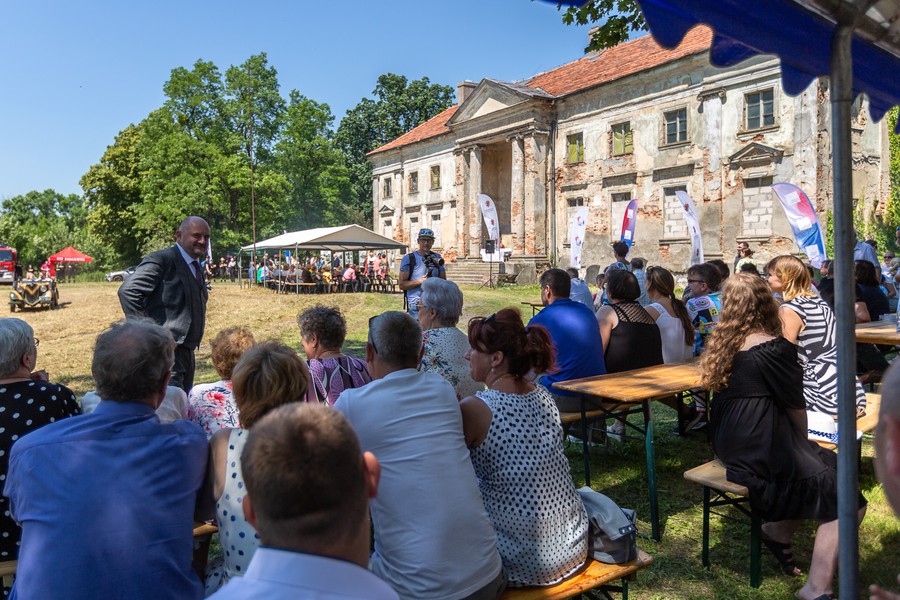 Piknik w Nawrze, fot. Szymon Zdziebło/tarantoga.pl dla UMWKP