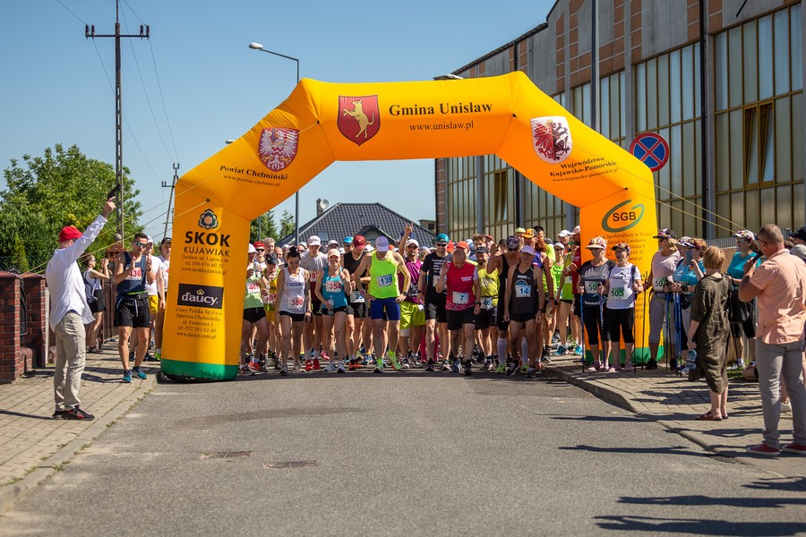 Grand Prix w biegach w Unisławiu, fot. Szymon Zdziebło/tarantoga.pl dla UMWKP