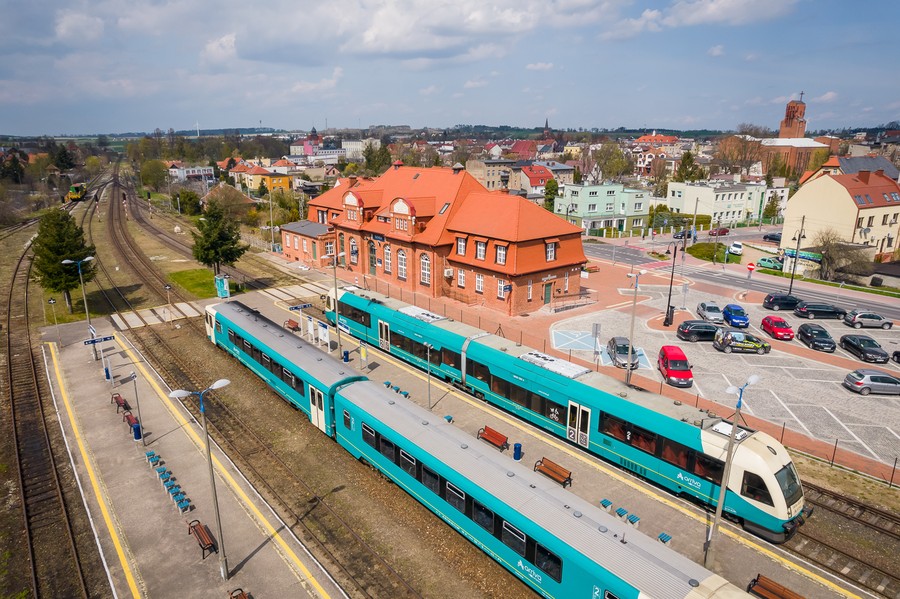 Dworzec w Tucholi po rewitalizacji, fot. Tomasz Czachorowski dla UMWKP