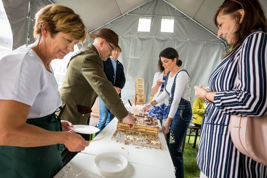 Otwarcie dworca kolejowego w Tucholi, fot. Tomasz Czachorowski dla UMWKP