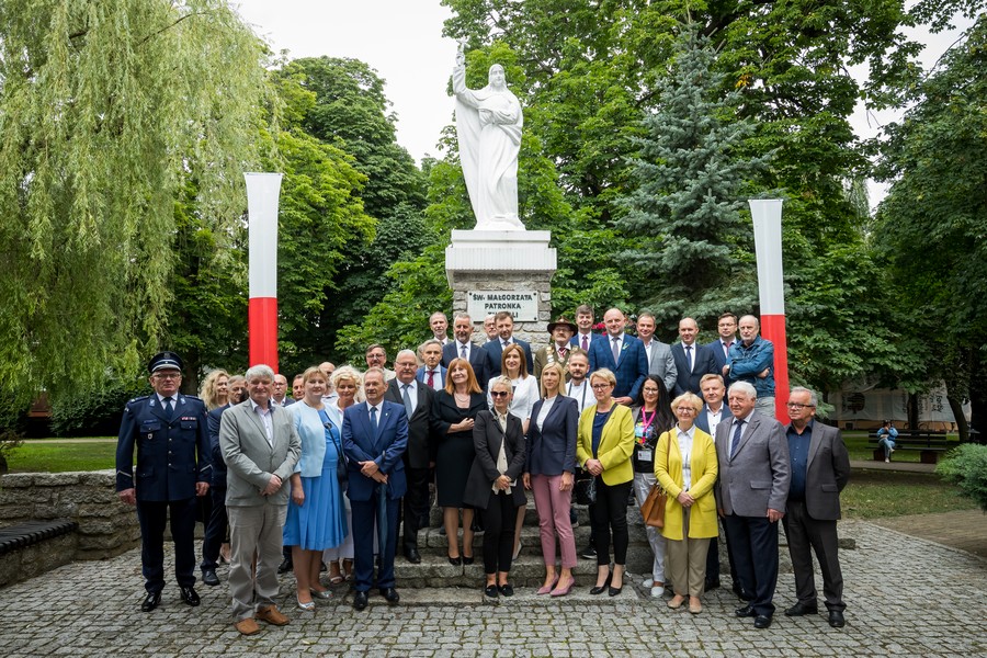 Otwarcie dworca kolejowego w Tucholi, fot. Tomasz Czachorowski dla UMWKP