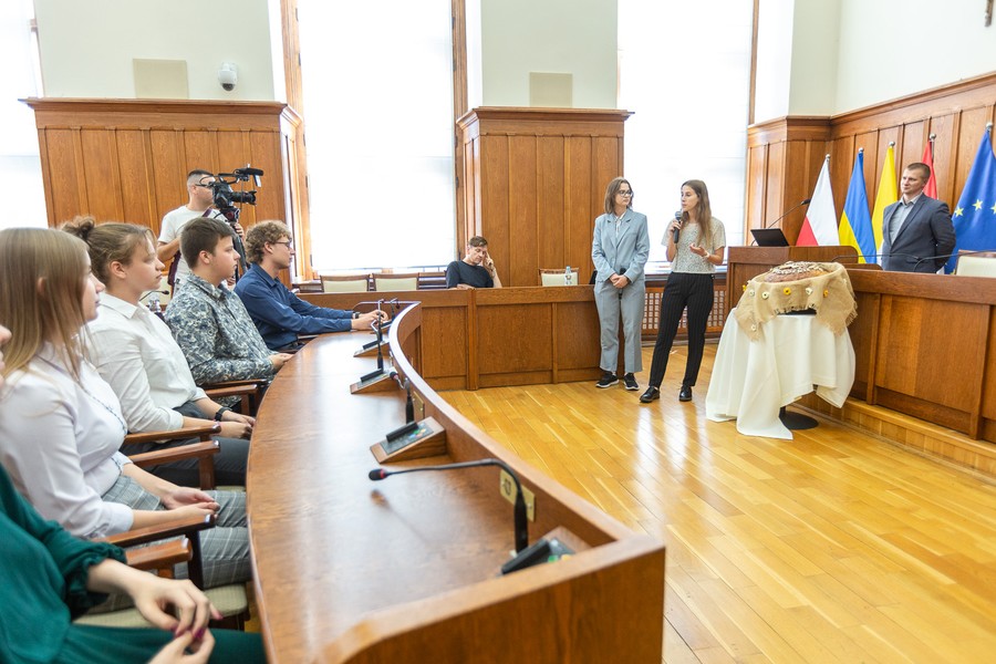 Spotkanie podsumowujące Kuźnię Liderów Regionu, fot. Szymon Zdziebło/tarantoga.pl dla UMWKP