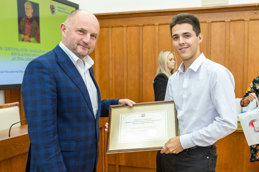 Spotkanie podsumowujące Kuźnię Liderów Regionu, fot. Szymon Zdziebło/tarantoga.pl dla UMWKP